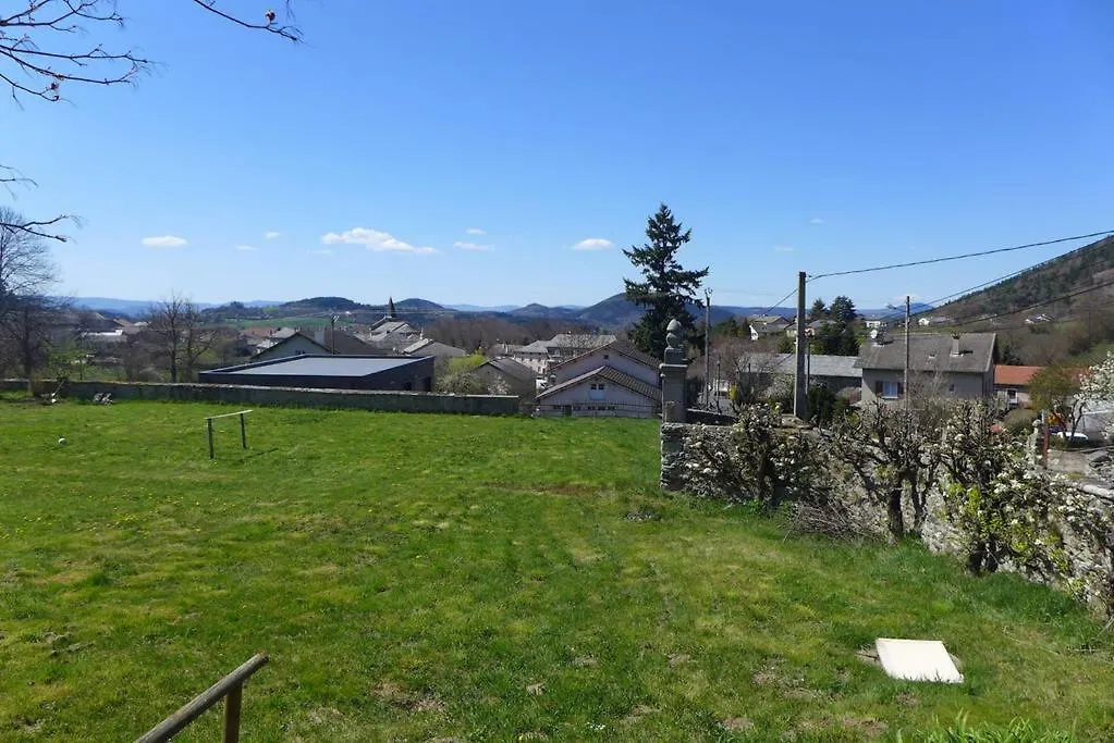 Holiday home La P'Tite Maison Saint-Hostien